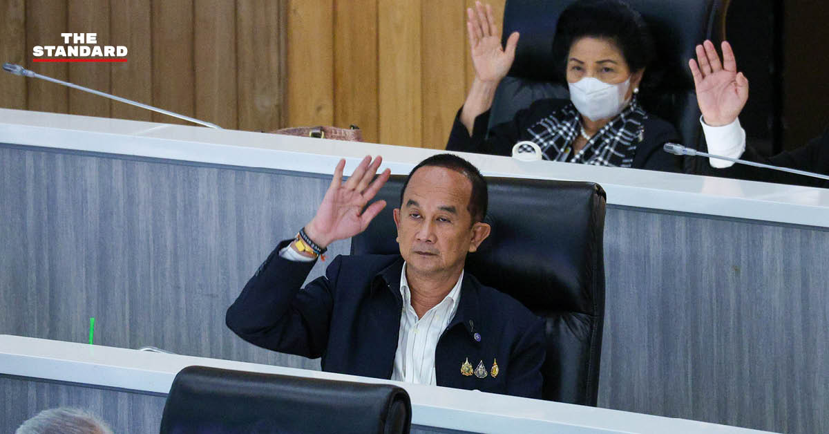 บรรยากาศการประชุมวุฒิสภา โดยมีพล.อ. เกรียงไกร ศรีรักษ์ ทำหน้าที่ประธานในที่ประชุม