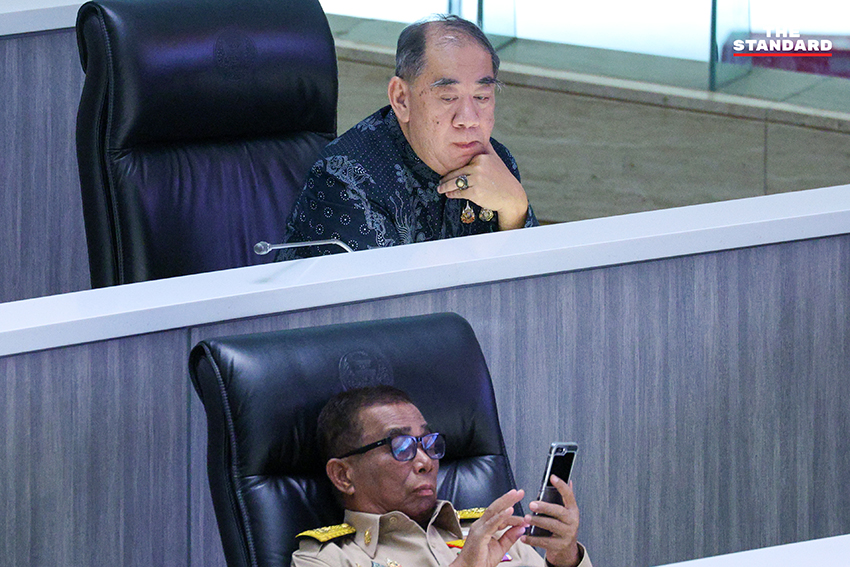 บรรยากาศการประชุมวุฒิสภา โดยมีพล.อ. เกรียงไกร ศรีรักษ์ ทำหน้าที่ประธานในที่ประชุม 19
