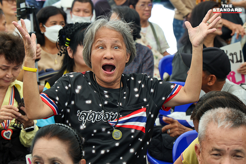 สนธิ ลิ้มทองกุล แถลงข่าวเปิดแนวรบ