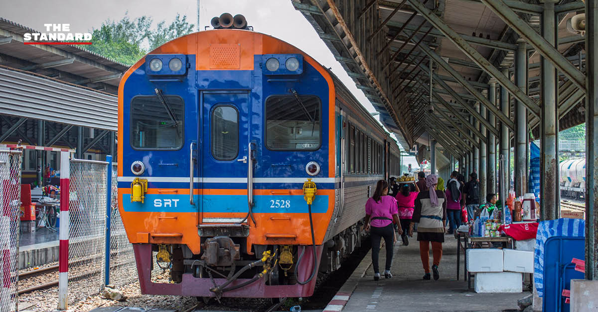 ภาพรางรถไฟสายตะวันออกถูกน้ำท่วมขัง