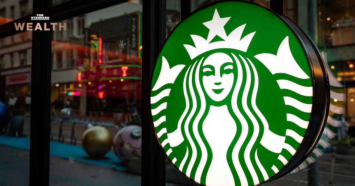 ภาพร้าน Starbucks พร้อมข้อความระบุการปิด 250 สาขาในอเมริกาเหนือ