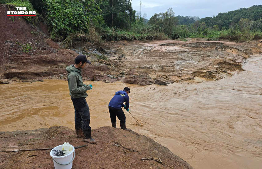 เจ้าหน้าที่กรมควบคุมมลพิษลงพื้นที่ตรวจสอบเหมืองสองท่อและบ่อกักเก็บตะกอนหางแร่ตะกั่ว 3