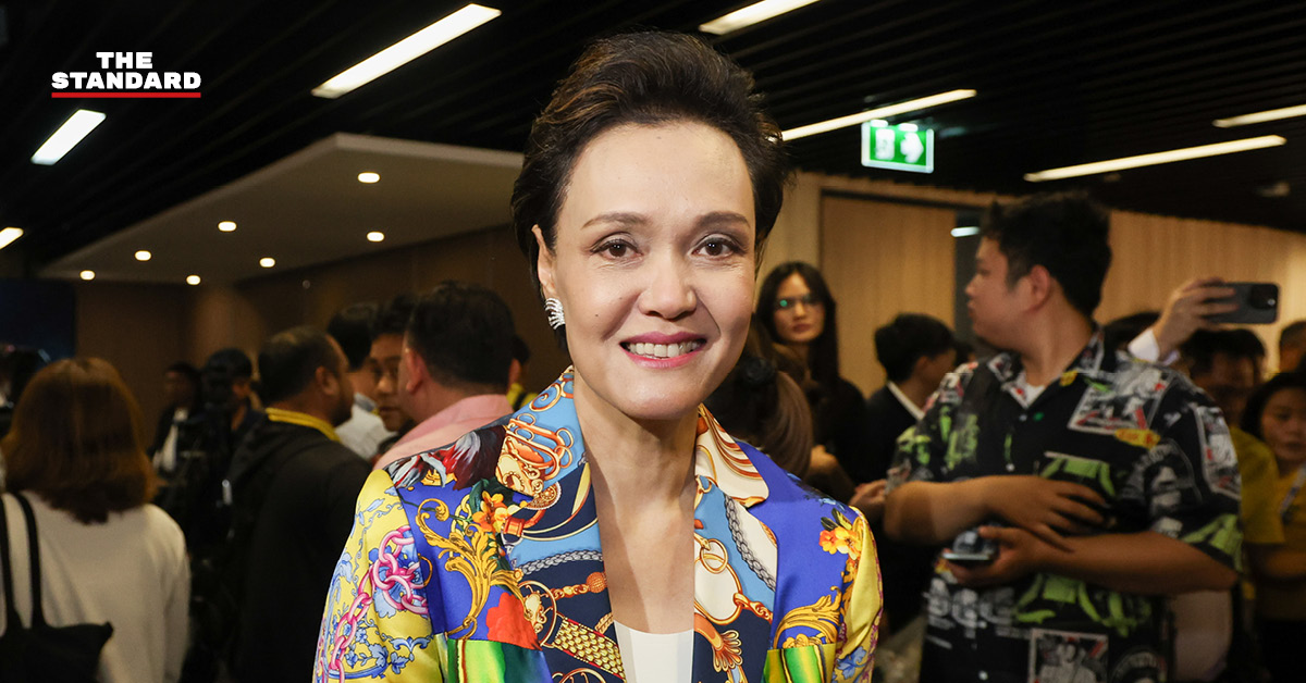 ศุภจี สุธรรมพันธุ์ รองนายกรัฐมนตรีและรัฐมนตรีว่าการกระทรวงพาณิชย์
