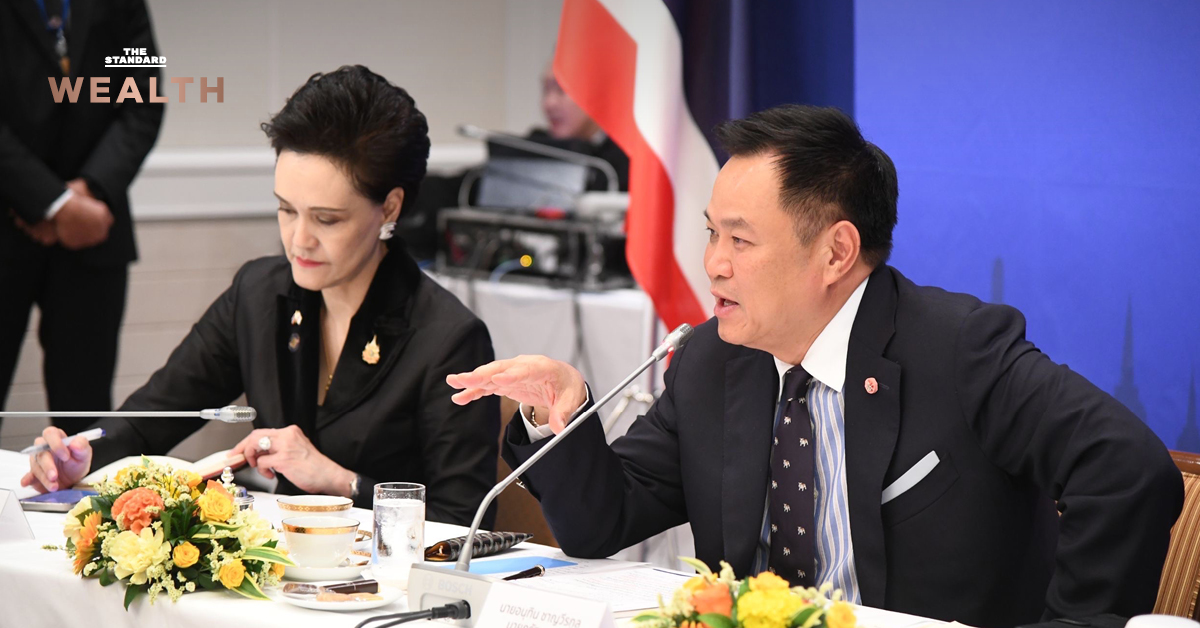 ศุภจี สุธรรมพันธุ์ รองนายกรัฐมนตรีและรัฐมนตรีว่าการกระทรวงพาณิชย์