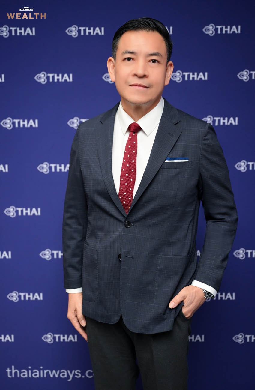ภาพ ชาย เอี่ยมศิริ และ กิตติพงษ์ สารสมบูรณ์ ผู้บริหารการบินไทย 2