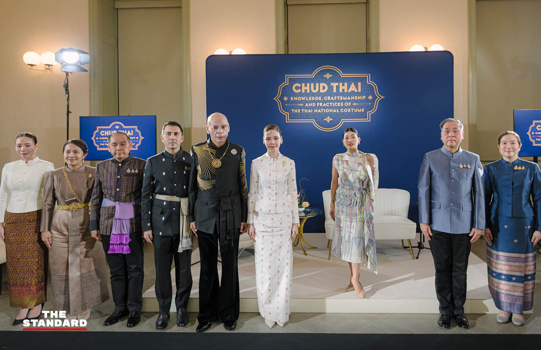 สมเด็จพระเจ้าลูกเธอ เจ้าฟ้าสิริวัณณวรี นารีรัตนราชกัญญา ทรงฉายพระรูปกับชุดไทยที่จัดแสดงในญี่ปุ่น 4