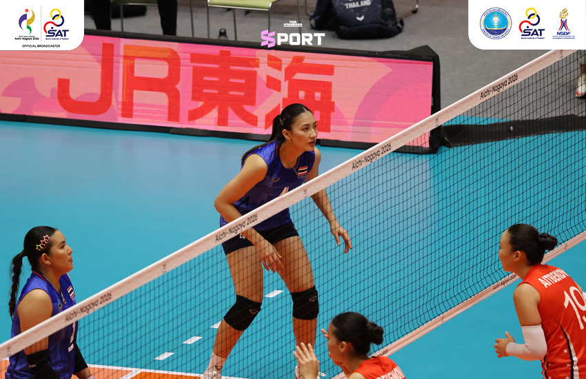 นักกีฬาวอลเลย์บอลหญิงทีมชาติไทยกำลังแข่งขันกับทีมคีร์กีซสถานในศึกเอเชียนเกมส์ 2026 3