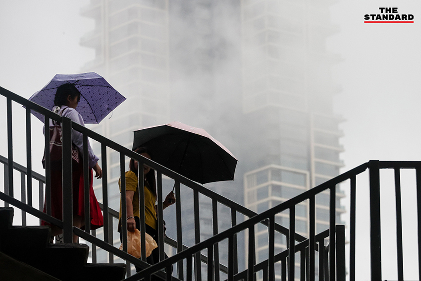 ภาพแผนที่แสดงพื้นที่เสี่ยงฝนตกหนักถึงหนักมากและน้ำท่วมฉับพลันตามประกาศกรมอุตุนิยมวิทยา 3
