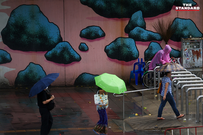 ภาพแผนที่แสดงพื้นที่เสี่ยงฝนตกหนักถึงหนักมากและน้ำท่วมฉับพลันตามประกาศกรมอุตุนิยมวิทยา 7