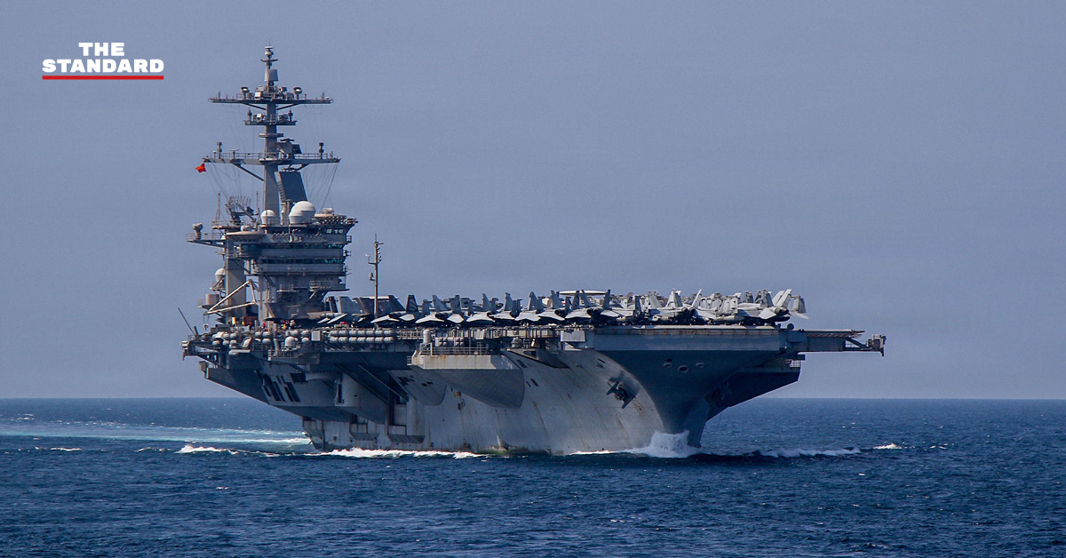 เรือบรรทุกเครื่องบิน USS Abraham Lincoln ของกองทัพเรือสหรัฐฯ กำลังแล่นอยู่ในทะเล 6