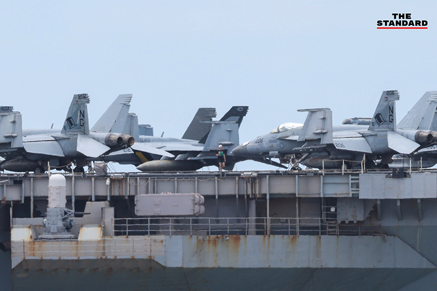 เรือบรรทุกเครื่องบิน USS Abraham Lincoln เทียบท่าแหลมฉบัง จังหวัดชลบุรี 2