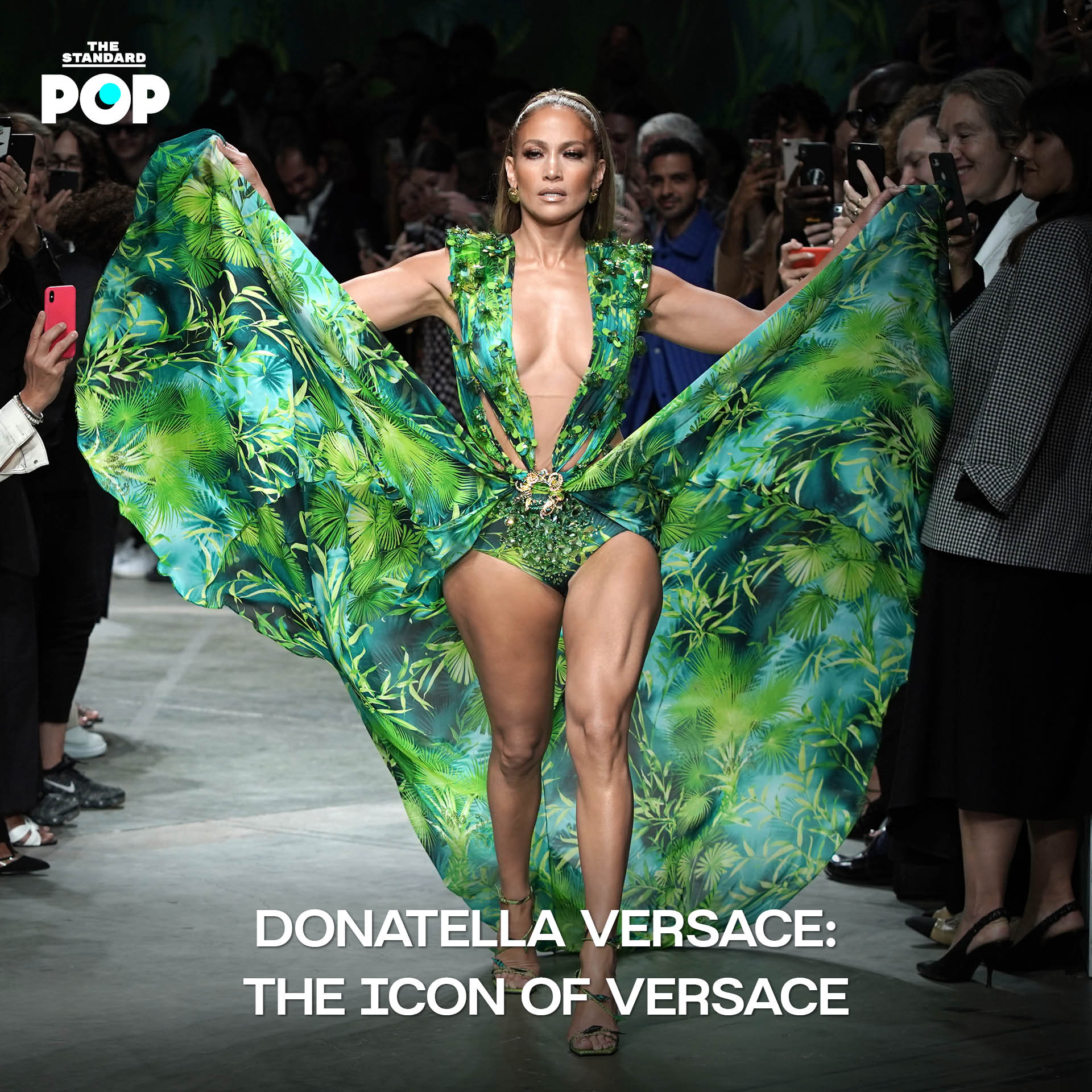 ภาพ Gianni Versace และ Donatella Versace สองดีไซเนอร์ผู้ขับเคลื่อนแบรนด์ Versace 2