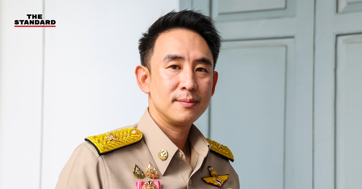 วรศิษฎ์ เลียงประสิทธิ์ รัฐมนตรีช่วยว่าการกระทรวงมหาดไทย ให้สัมภาษณ์พร้อมข้อความ 'ไม่หวั่นแรงกดดันคดีฮั้ว สว.' และ 'ใครทำอะไรต้องรับผิดชอบ'