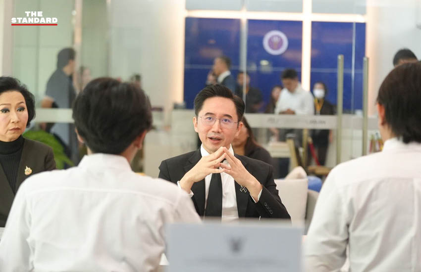 ศ.ดร.ยศชนัน วงศ์สวัสดิ์ รองนายกรัฐมนตรีและ รมว.อว. หารือกับผู้แทนนักศึกษาอุเทนถวาย 1