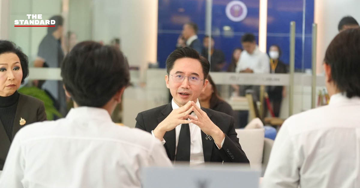 ศ.ดร.ยศชนัน วงศ์สวัสดิ์ รองนายกรัฐมนตรีและ รมว.อว. หารือกับผู้แทนนักศึกษาอุเทนถวาย