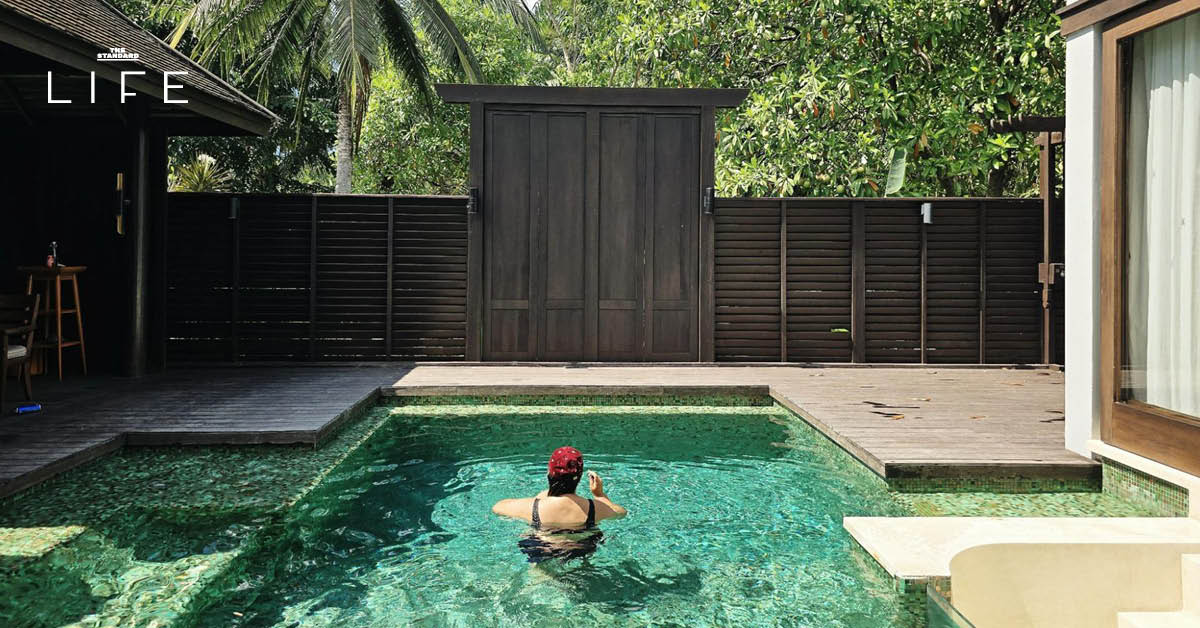 บรรยากาศสระว่ายน้ำส่วนตัวและศาลาพักผ่อนภายในพูลวิลล่าของ Anantara Mai Khao Phuket Villas