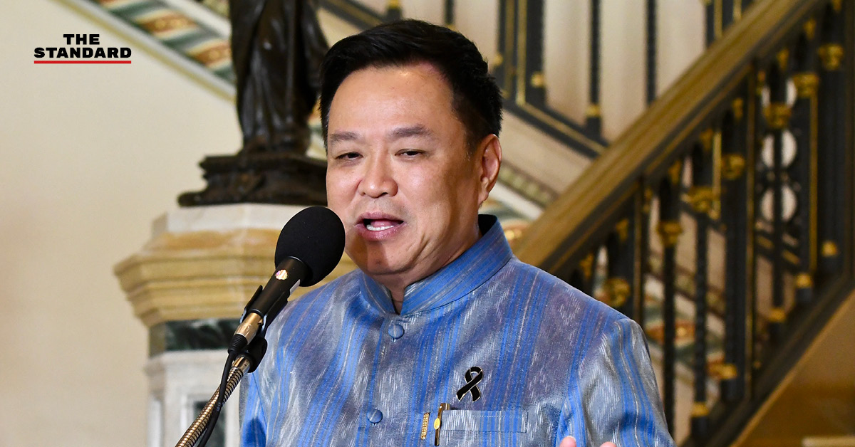 อนุทิน ชาญวีรกูล แถลงข่าวประเด็นการปรับคณะรัฐมนตรีและนโยบายยาเสพติด