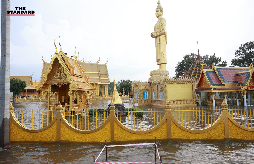 รัฐมนตรีว่าการกระทรวงกลาโหม รัฐมนตรีว่าการกระทรวงทรัพยากรธรรมชาติและสิ่งแวดล้อม และรัฐมนตรีช่วยว่าการกระทรวงมหาดไทย ลงพื้นที่ติดตามสถานการณ์น้ำท่วมที่ฉะเชิงเทรา 5