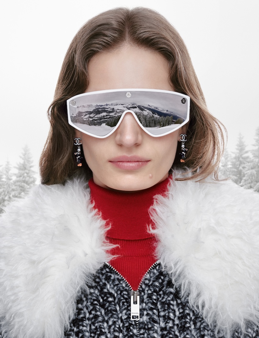 นางแบบในชุดจากคอลเล็กชัน CHANEL Coco Neige 2026 สำหรับฤดูหนาว 11