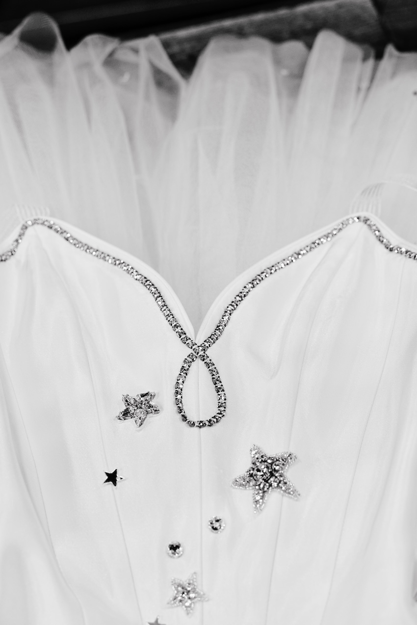 ภาพนักบัลเลต์สวมชุดที่ออกแบบโดย CHANEL สำหรับงาน Paris Opera 8