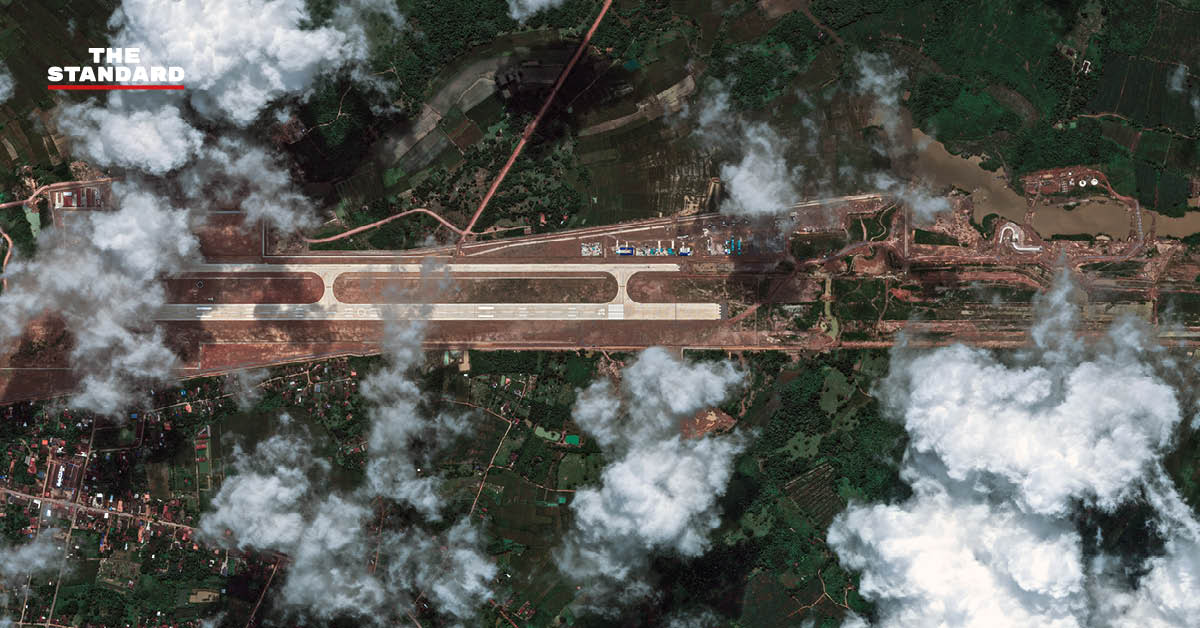 ภาพกราฟิกแสดงตำแหน่งฐานบินจีนในลาวและความใกล้กับชายแดนไทย