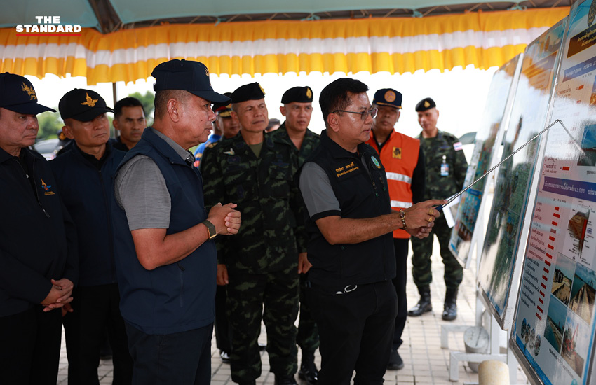 รัฐมนตรีว่าการกระทรวงกลาโหมและคณะ ลงพื้นที่จังหวัดสงขลา เพื่อติดตามการเตรียมความพร้อมรับมืออุทกภัยในภาคใต้ 5