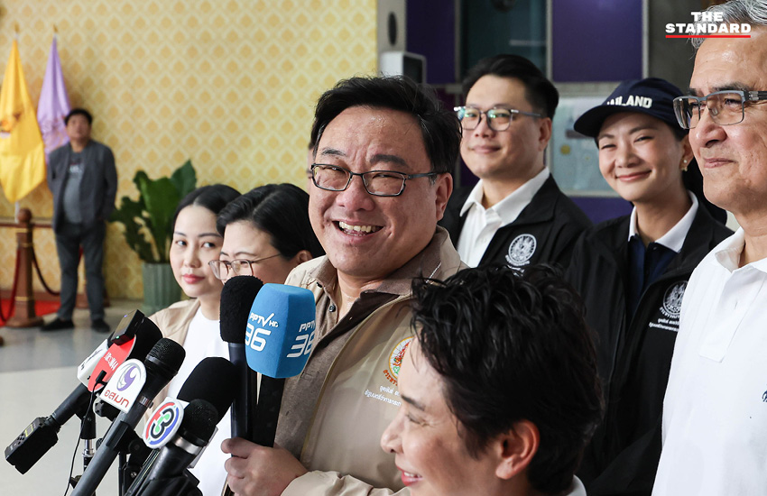 จุลพันธ์ อมรวิวัฒน์ ตรวจสอบความพร้อมการเลือกตั้งบอร์ดประกันสังคมที่สำนักงานประกันสังคมกรุงเทพมหานครพื้นที่ 3 2