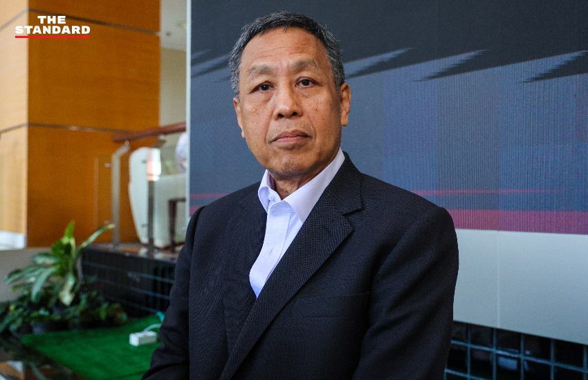 ภาพกราฟิกข้อความ 'ผ่าทางตัน กสทช. ประชุมได้ ไม่ล่มแล้ว แต่อุปสรรคยังมี' พร้อมโลโก้ กสทช. 4