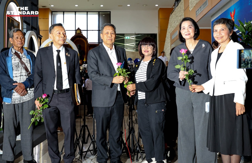 ภาพกราฟิกข้อความ 'ผ่าทางตัน กสทช. ประชุมได้ ไม่ล่มแล้ว แต่อุปสรรคยังมี' พร้อมโลโก้ กสทช. 5