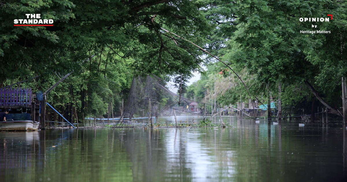 ภาพวิถีชีวิตริมคลองแสนแสบในเขตหนองจอก แสดงบ้านเรือน ศาลาท่าน้ำ และธรรมชาติริมคลอง