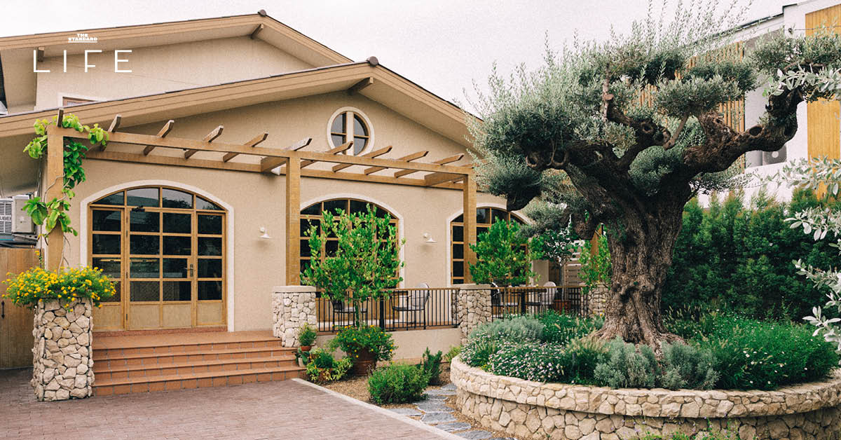 ภาพร้านอาหาร Pergola สไตล์บ้านสวนอิตาลี