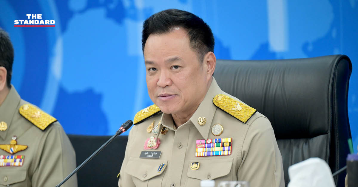 นายกรัฐมนตรีเป็นประธานการประชุมติดตามสถานการณ์น้ำท่วมที่กรมป้องกันและบรรเทาสาธารณภัย