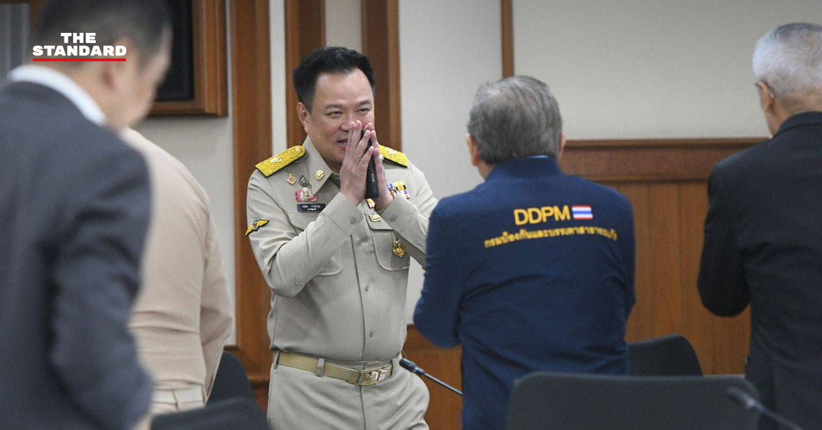นายกรัฐมนตรีให้สัมภาษณ์หลังประชุมติดตามสถานการณ์น้ำและมาตรการพักหนี้