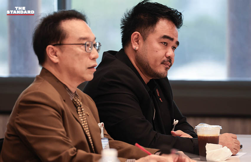 ณัฐพงษ์ เรืองปัญญาวุฒิ และคณะทำงานพรรคประชาชน ร่วมหารือกับตัวแทนทีมประกันสังคมก้าวหน้า ที่อาคารรัฐสภา 7