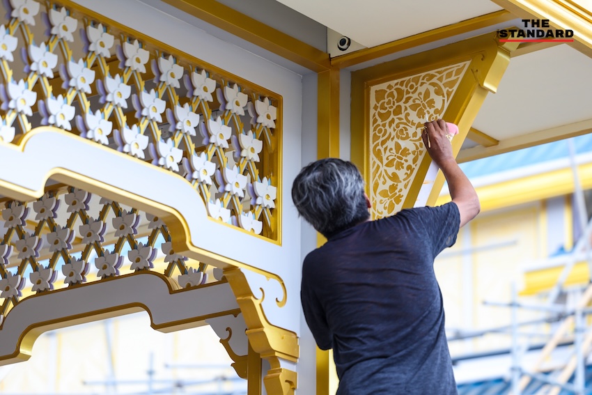 ซาบีดา ไทยเศรษฐ์ ตรวจติดตามความคืบหน้าการจัดสร้างพระเมรุมาศ ณ ท้องสนามหลวง 7