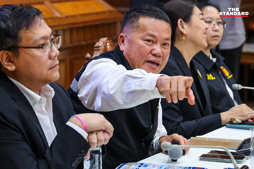 ภาพเจ้าหน้าที่สำนักงานการตรวจเงินแผ่นดินแถลงผลสอบไทยพีบีเอส 1