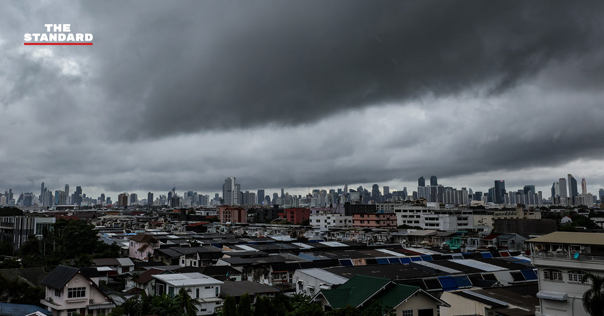 บรรยากาศฝนตกและสภาพการจราจรในพื้นที่กรุงเทพมหานครช่วงเช้า